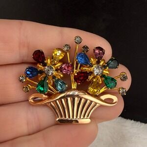 Vintage Van Dell Flower Basket‎ Brooch Multi Color Rhinestone 12kt GF
